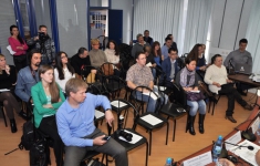 В Санкт-Петербурге состоялся круглый стол по безопасности дорожного движения в осенне-зимний период В Санкт-Петербурге состоялся круглый стол по безопасности дорожного движения в осенне-зимний период