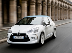 Citroen DS3  2010 .