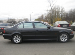BMW 5 Series  1997 .