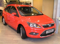 Ford Focus  2010 .